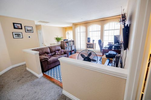 1785 Promenade Pl, Vista CA  92083-6167 exterior