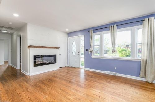 7 Armhurst Ct, Greensboro NC  27405-5911 exterior