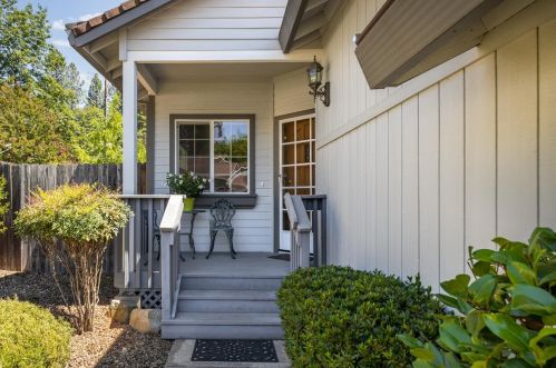 116 Samantha Way, Grass Valley, CA 95945-9766