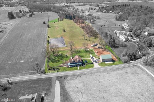 761 Old Quaker Rd, Alpine, PA 17339-9792