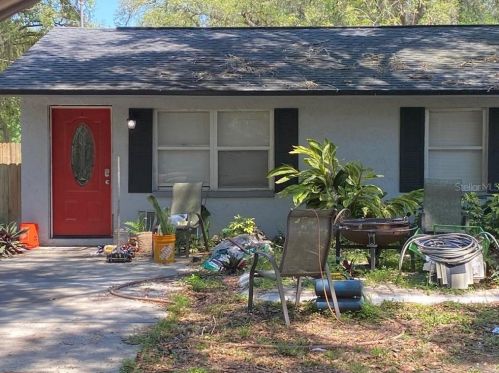 9401 Ripley Rd, Thonotosassa, FL 33592-3627
