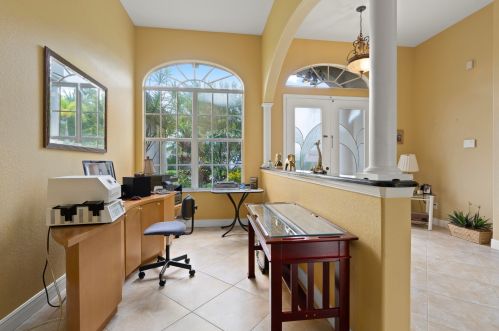5568 Wesley Rd, Fort Pierce, FL 34986-4200