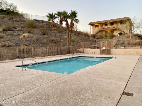1130 Butler Dr, Phoenix AZ  85020-3763 exterior