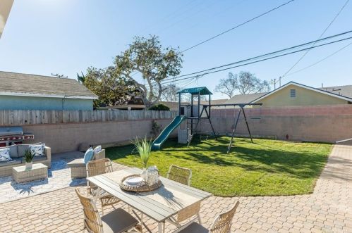 19401 Anza Ave, Torrance CA  90503-2007 exterior