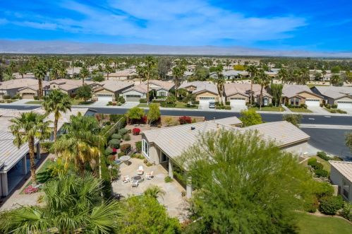 81450 Moonstone Ct, La Quinta CA  92253-8244 exterior