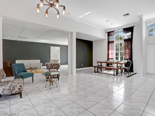 813 Glenn Ave, Lehigh Acres FL 33972-3333 exterior