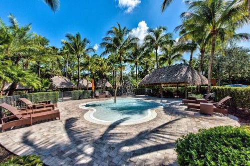9124 Delano St, Naples FL  34113-3295 exterior
