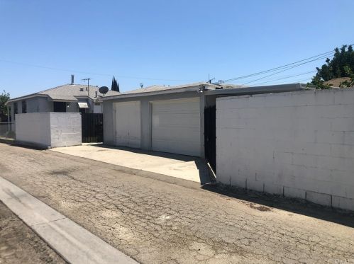 11615 Harris Ave, Lynwood, CA 90262-3814