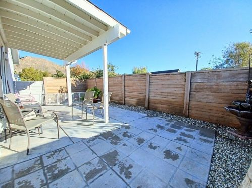 19778 Canyon View Dr, Santa Clarita CA  91351-5717 exterior