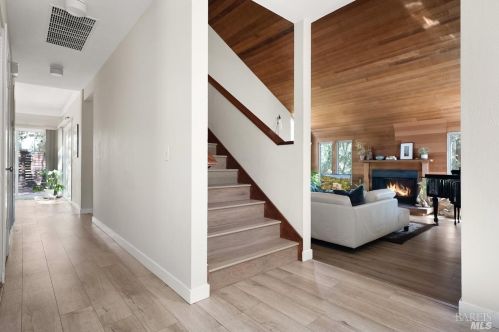 1425 Los Olivos Rd, Santa Rosa CA 95404-2017 exterior