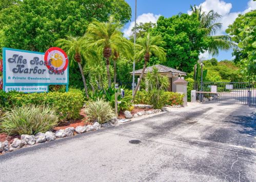 97652 Overseas Hwy, Key Largo FL  33037-2214 exterior