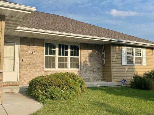 327 Monroe St, Beaver Dam, WI 53916-2472