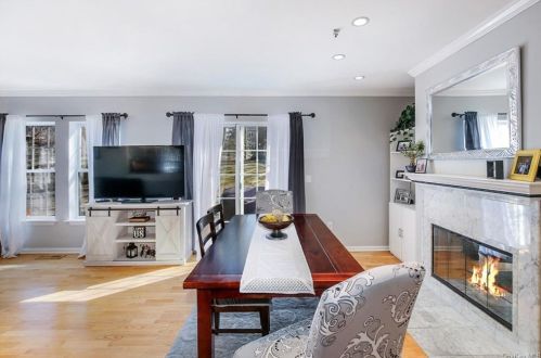 245 Maple Brook Ct, Yorktown Hgts NY  10598-1976 exterior