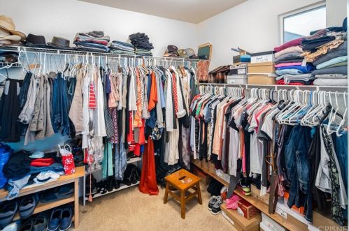 42240 Ridge View Dr, Lancaster CA 93536-7382 exterior