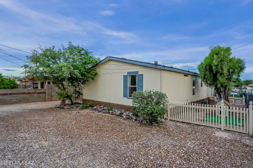 725 Calle Progreso, Tucson, AZ 85705-6446