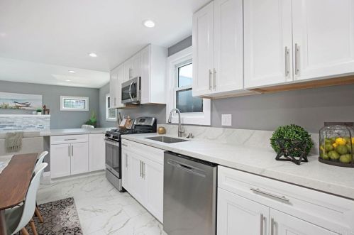 4762 Castle Ave, San Diego CA  92105-2913 exterior