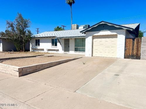 1742 Eva St, Phoenix, AZ 85020-2339