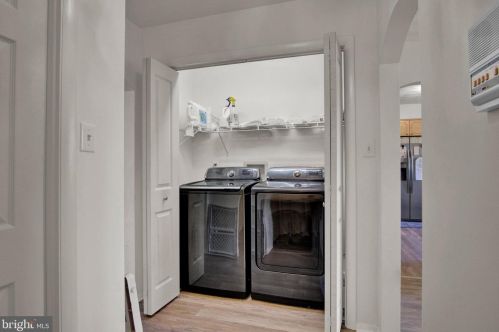 11 Thrush Dr, Carlisle PA  17015-7653 exterior