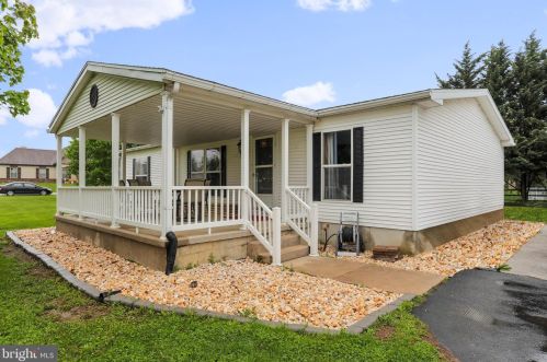 1439 Mainsville Rd, Lees Cross Roads, PA 17257-9274