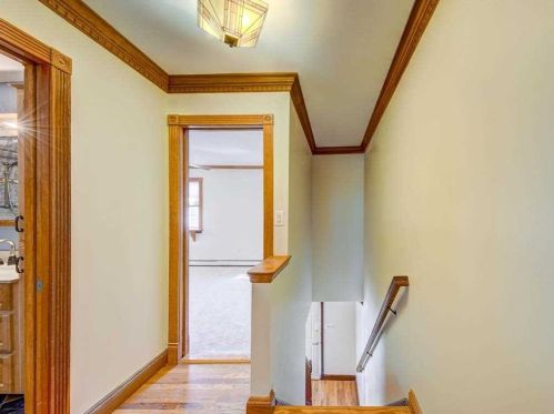 19 Hawthorn Ct, Fishkill NY  12524-2616 exterior