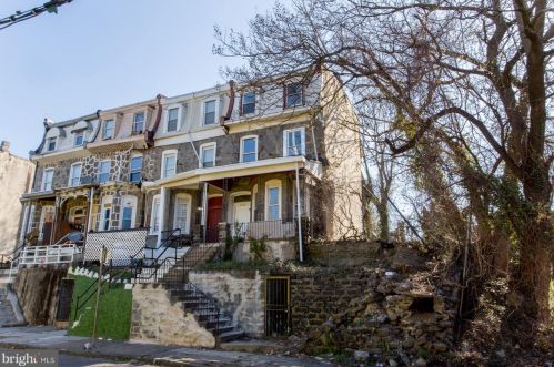 3325 19th St, Philadelphia, PA 19140-4802