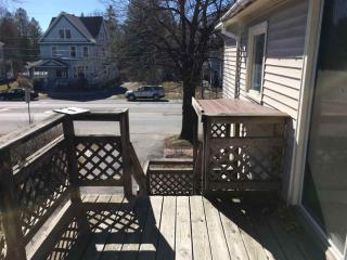 191 Lake Ave, Saratoga Springs NY  12866-2530 exterior