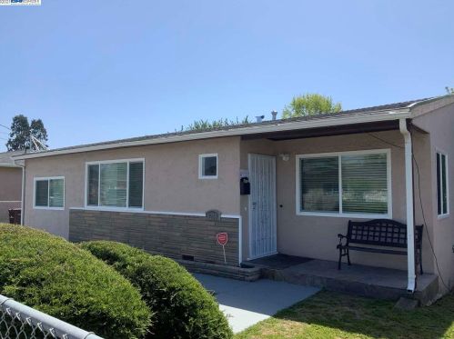 9239 Coral Rd, Oakland, CA 94603-1009