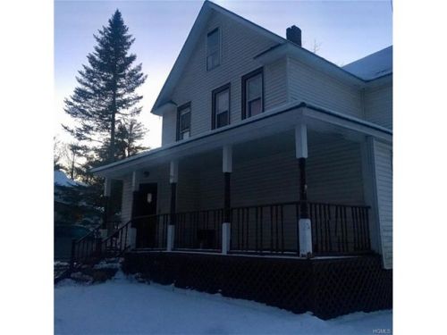 18 Fairground Rd, Monticello, NY 12701-4213