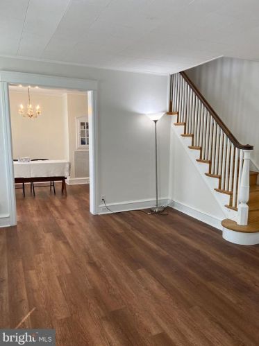 227 Marlboro Rd, Ardmore PA  19003-3211 exterior