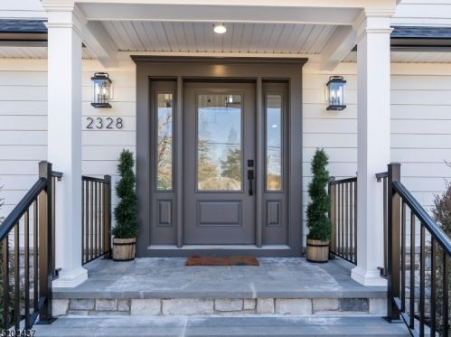 2328 Evergreen Ave, Scotch Plains, NJ 07076-1935