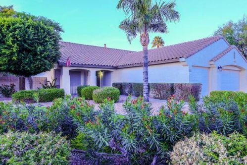 2252 Nielson St, Gilbert, AZ 85295-5432