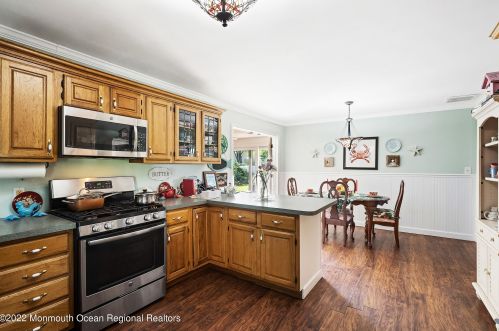 3802 River Rd, Point Pleasant Beach NJ  08742-2054 exterior