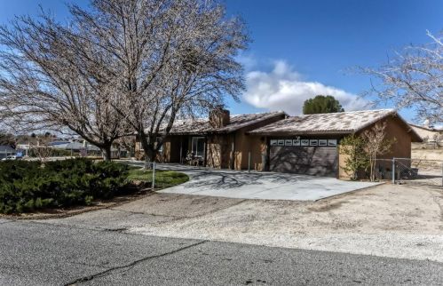 13322 Calcite Ave, Victorville, CA 92395-9747