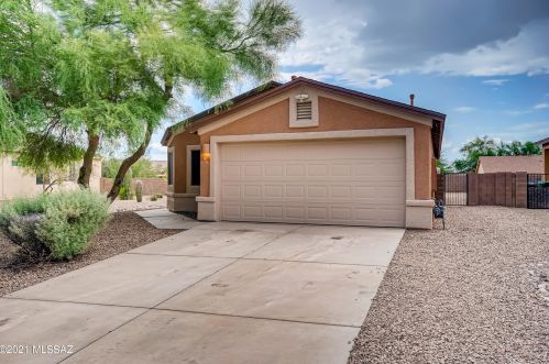 8436 Avecenna St, Tucson, AZ 85757-6816