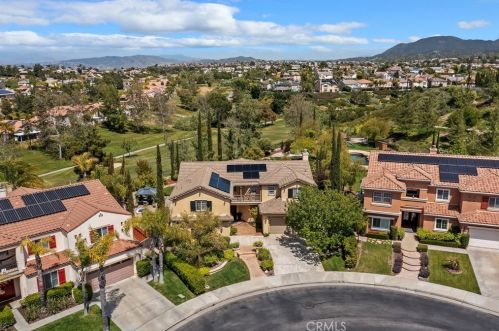 32862 Pine Cir, Temecula CA  92592-1369 exterior