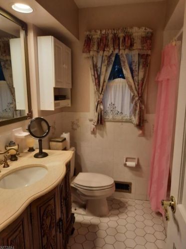 468 North Ave, Fanwood NJ  07023-1321 exterior