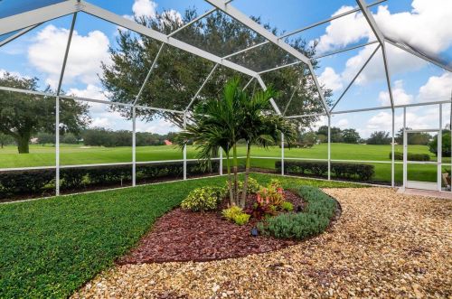 12723 Grand Traverse Dr, Dade City FL 33525-8230 exterior