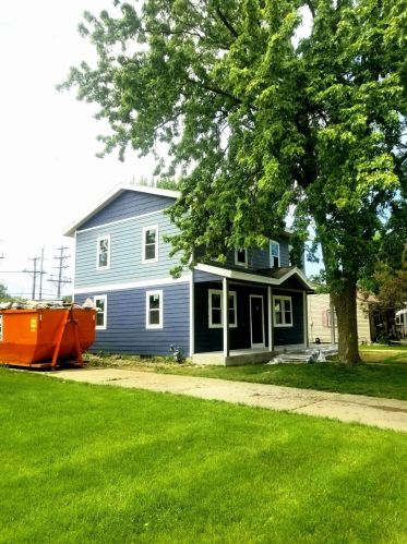 4549 Pennsylvania Ave, Milwaukee WI  53235-5627 exterior