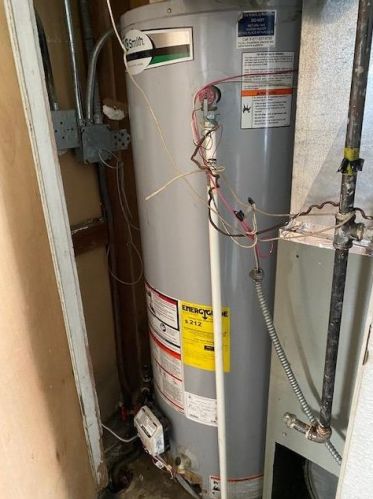 1051 Hanley St, Gary IN  46406-2013 exterior