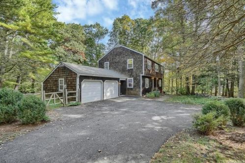 9 Cross Pond Rd, Lewisboro, NY 10590-1706