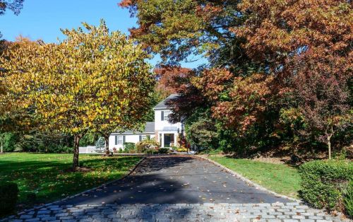 50 Woodland Dr, Muttontown, NY 11771-4108