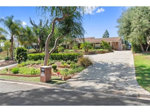 3019 San Juan Dr, Fullerton, CA 92835-1742