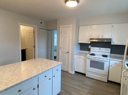 306 Highland Ave, Newport, KY 41076-1612