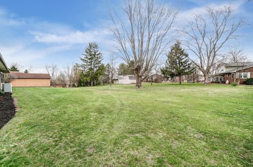 5174 Washington Waterloo Rd, Washington Ch OH  43160-8719 exterior