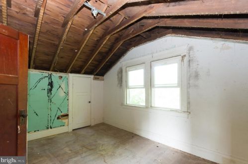 446 Main St, Lansdale PA  19446-2811 exterior