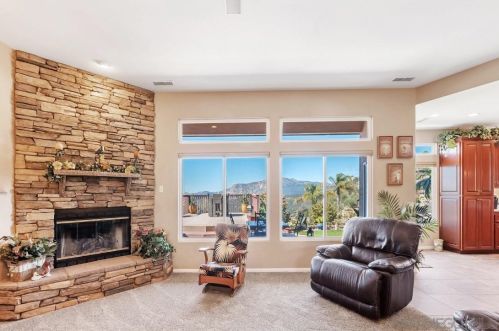 550 Old Stagecoach Run, Alpine CA  91901-1478 exterior