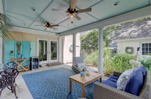 963 Governors Ct, Mount Pleasant SC  29464-9257 exterior