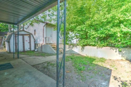 1028 Ironwood, Mishawaka IN  46544-4406 exterior