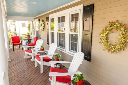 71 Waldeck Rd, Milton, MA 02186-4921