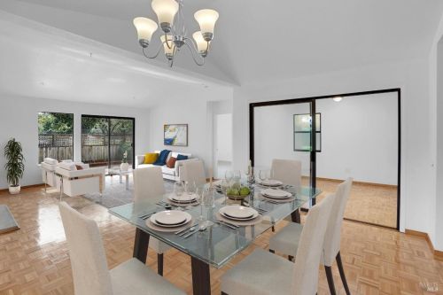 70 Fountain Grove Cir, Fairfield CA  94558-2485 exterior